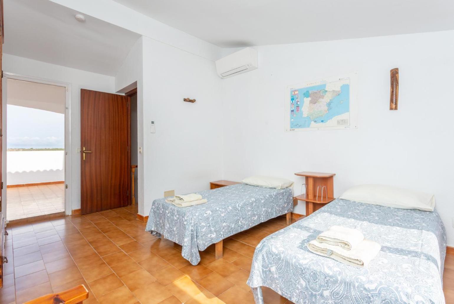 Villa Bini Estrella Es Canutells Bagian luar foto